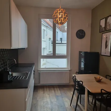 Apartment Appart Chatelain 28