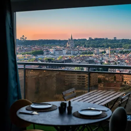 Appartement Avec Vue Panoramique Et Parking Gratuit *