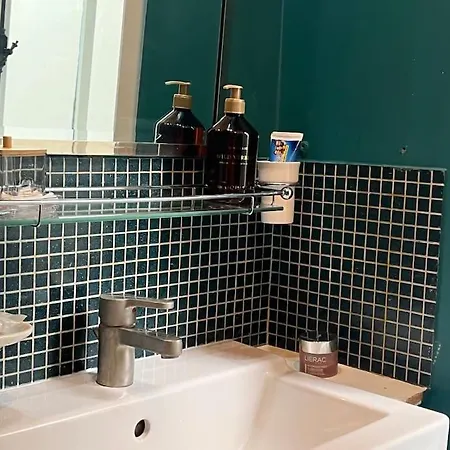 Nina's Place In The Center Bruxelles