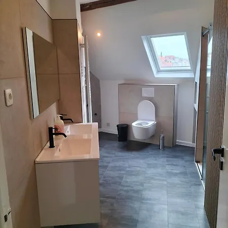 New Cozy In Porte De Hal Apartment Brüssel
