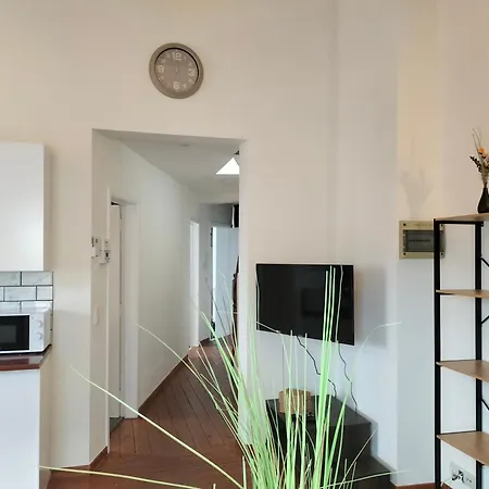 New Cozy In Porte De Hal Apartament Bruksela