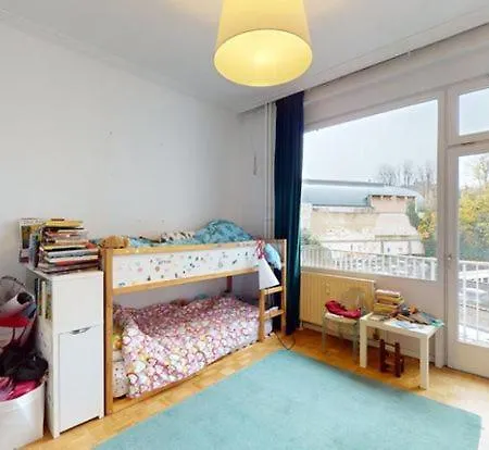 アパート Ixelles