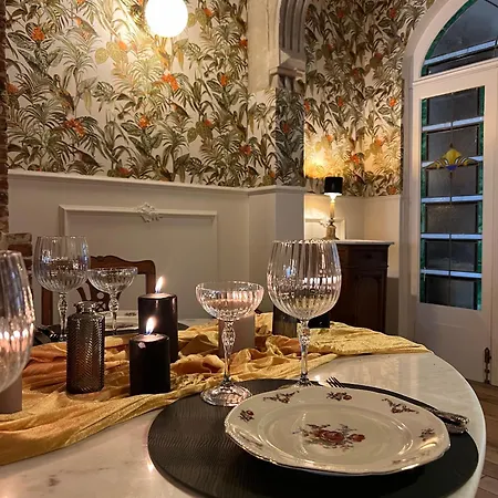 La Petite Foret Art Deco In