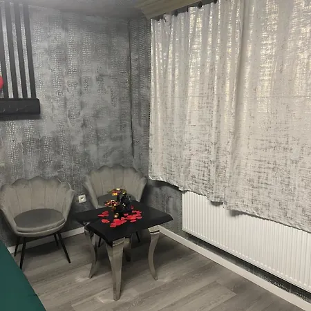 Jungle Romantic - Private Jacuzzi - Apartment *