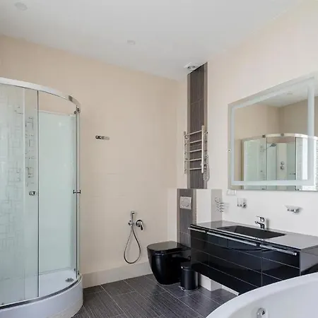 Apartment 2 Bedroom In The Historic District - After Booking Request - Peаse Contаct Our Manаger On Tеlegram, To Confirm Your Booking - Telegrаm Username Is - Matsbook