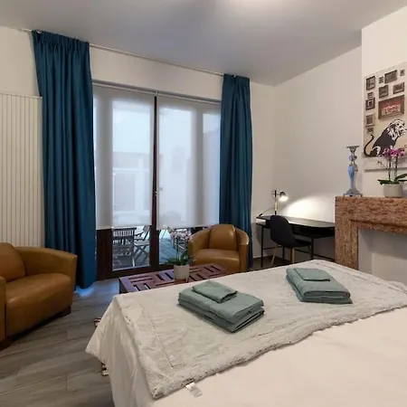 Place Saint Catherine Apartment *