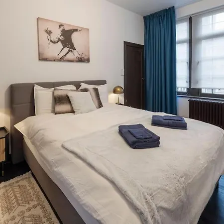 Place Saint Catherine Apartment *