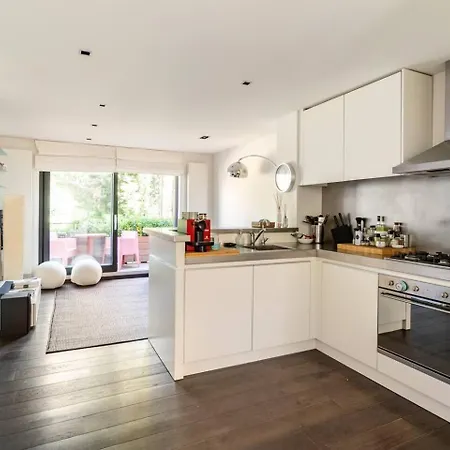 *new*premium Tranquil Close To Centre Apartman *