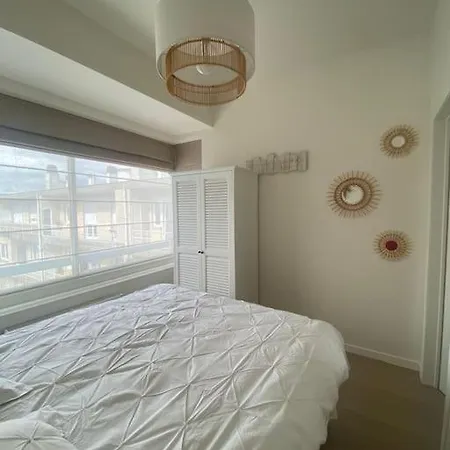 1 Avec Parking Au Coeur De 2d בריסל