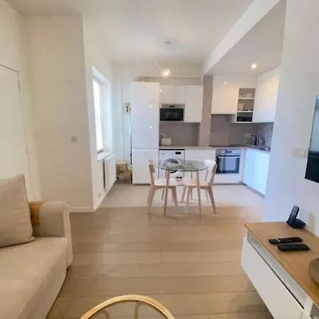 דירה 1 Avec Parking Au Coeur De 2d *