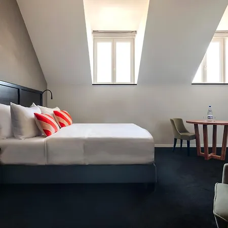Numa Lief Aparthotel 4*