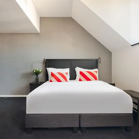 Numa Lief Aparthotel 4*