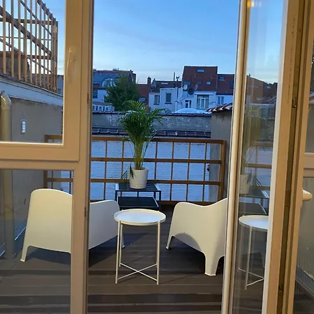 Fly House Apartament *