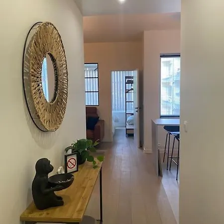 Appartement Avec Parking Gratuit Sur Place 5d