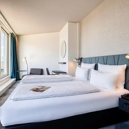 One Hotell