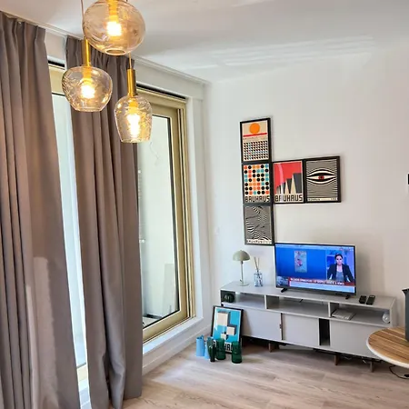 Center Luxe Tours Et Taxi *