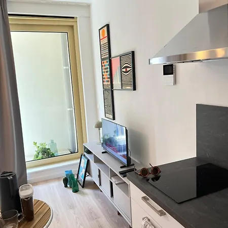 Center Luxe Tours Et Taxi Homestay *