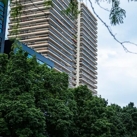 Avec Vue Panoramique Et Parking Gratuit * Brüsszel