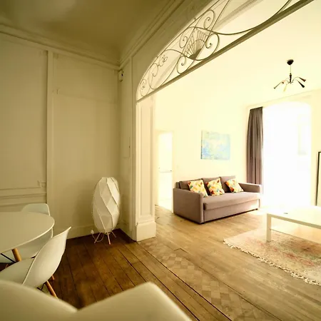 Prestige - Uptown Bruselas