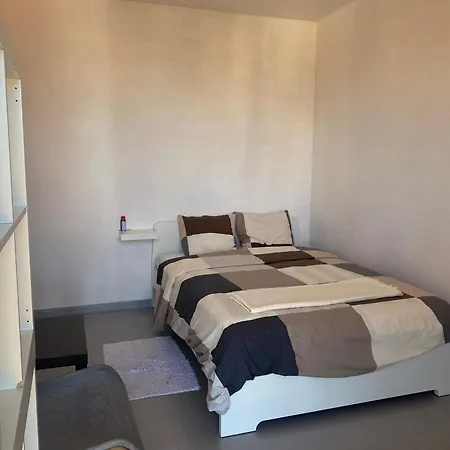 Gasthof Fly City House Koekelberg *