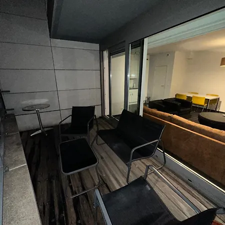 Beautiful In Center Apartmán