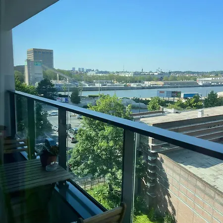 Daire Logement Familial Proche Atomium Brüksel