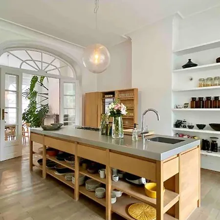 Villa Beautiful Diiscount Via What App 0 0 3 3 !!!- Check The Number From The Photo *