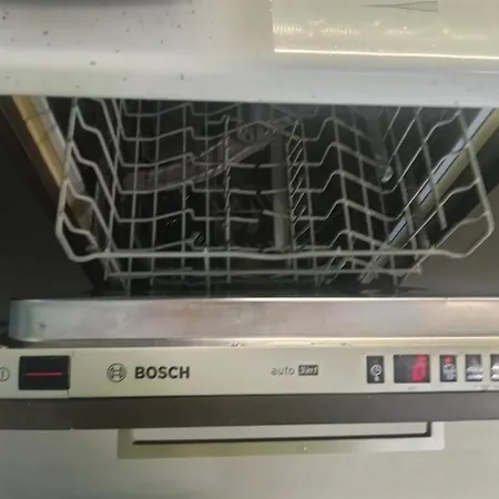 Chaussee De Wavre Family App's Apartment