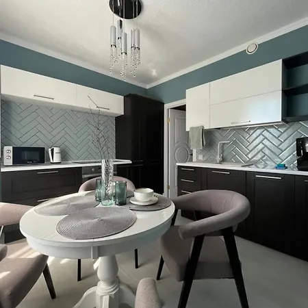 Chaussee De Wavre Family App's Apartment *