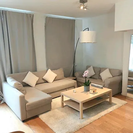 Beautiful 2 Bedroom In Place Flagey Bxl * Brüsszel