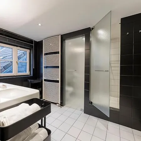 Authentic Belgian Home, Downtown * Bryssel