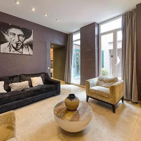 Authentic Belgian Home, Downtown Villa