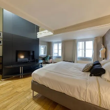 Authentic Belgian Home, Downtown *