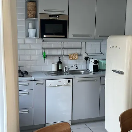 Beautiful Luxurious Studio In The Heart Of The European Quarter