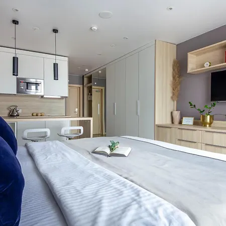 Chaussee De Wavre Family App's