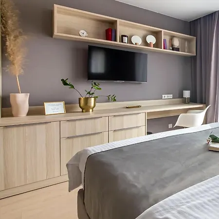 Chaussee De Wavre Family App's * Brussels