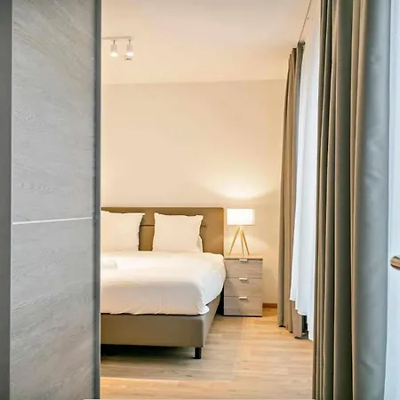 Two Bedroom With Amazing View In Center Apartment *