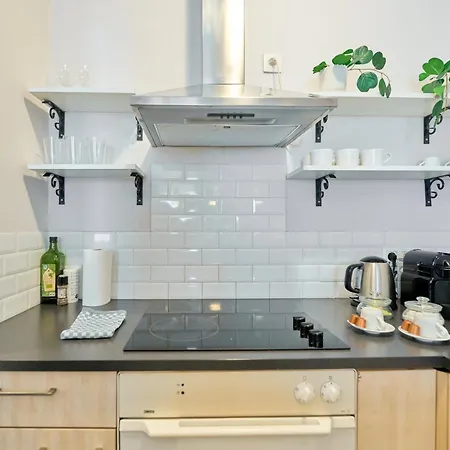 Anspach 1 Bedroom Apartment *