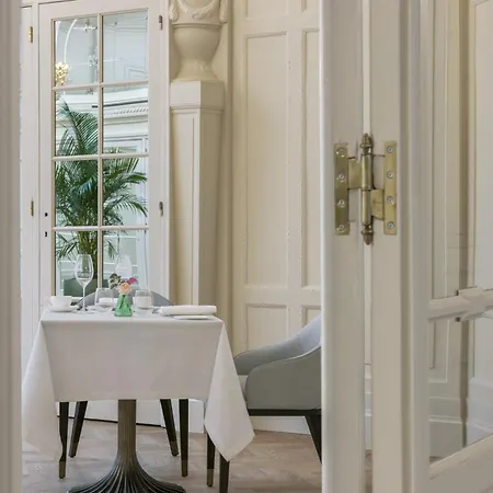 Hotel Corinthia Grand Astoria