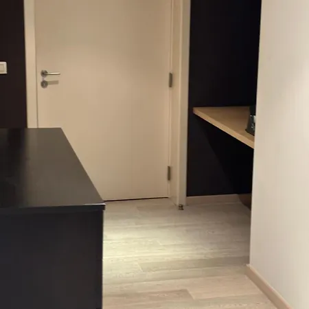 アパート Luxurious Two Bedroom *