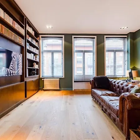 Cambre House