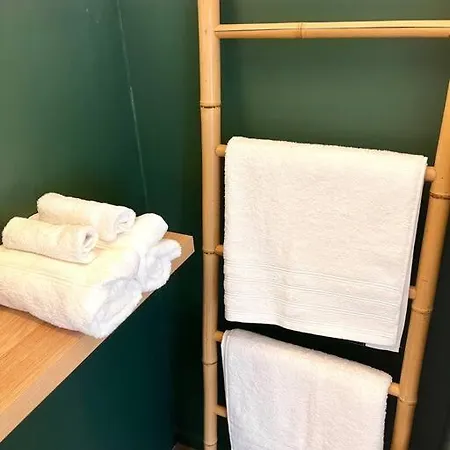 Chez Louise - A Haven Of Peace In Bruxelles