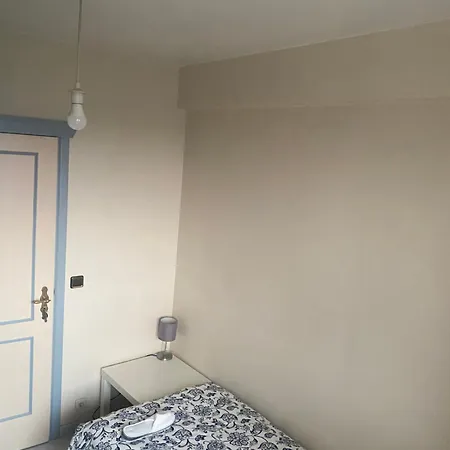 Апартаменты Petite Chambre Du Milieu