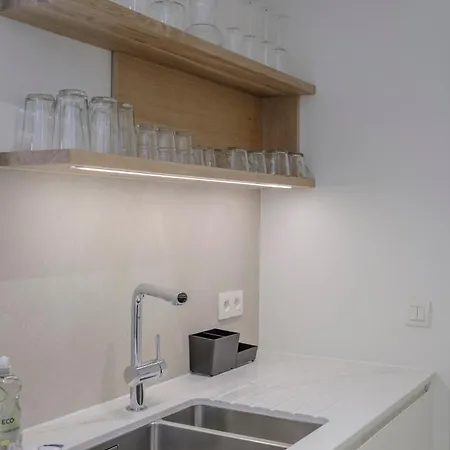 Appartement Chaleureux 1 Proche Ecole Europeenne *
