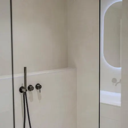 Chaleureux 1 Proche Ecole Europeenne Appartement *