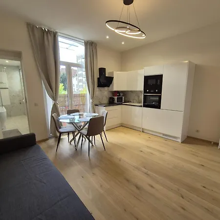 Apartment Elegant In Center Of