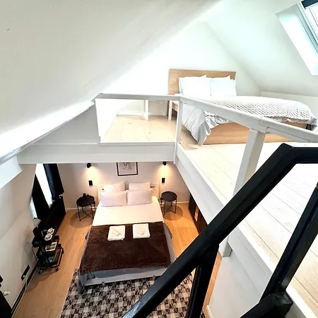 Bed and breakfast My Haus European Commision