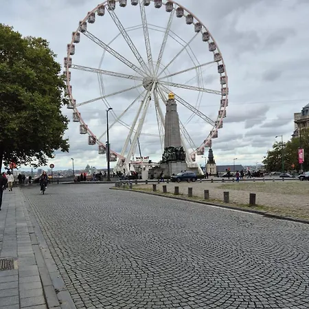 Elegant In Center Of Apartmán *