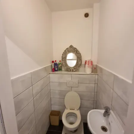 Apartchazal * Brüsszel