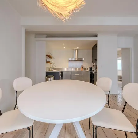 The Parliament Flats * Bryssel